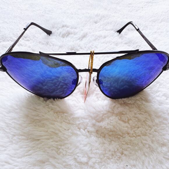 Freya Blue w/Black Rim Mirrored Sunglasses - Picture 4 of 15